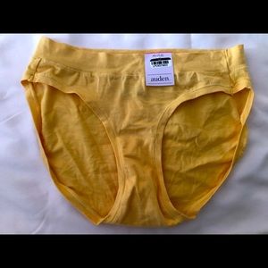 Auden underwear 2 different pair XS (0-2)